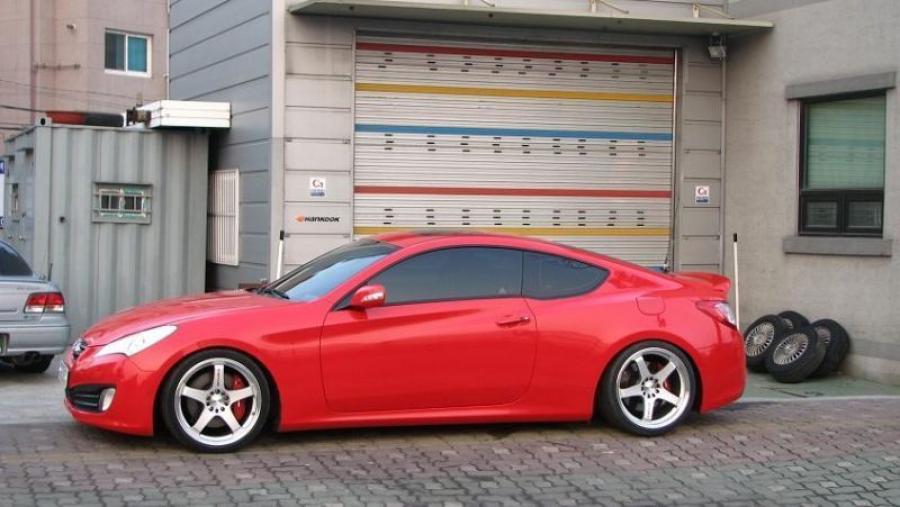  Hyundai Genesis Coupes Modded 2009 года  (фото 10 из 23)